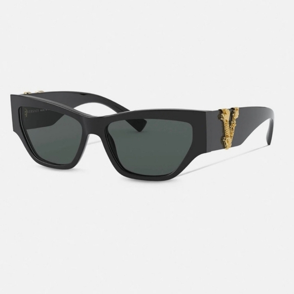 Accessories - Cay eye sunglasses